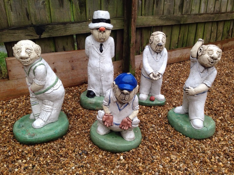 Cricketers set ( concrete ) in Leamington Spa, Warwickshire Gumtree