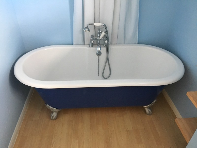 Freestanding Roll Top Bath in Hemel Hempstead, Hertfordshire Gumtree
