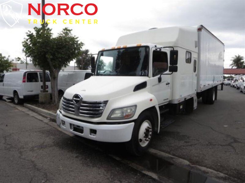 Owner 2008 HINO 338  390053 Miles White  L6, 7.6L Automatic