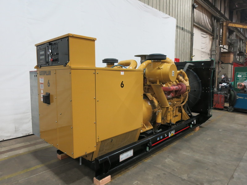 (2002) 750 KW Caterpillar 3412 Diesel Generator 325 Hrs