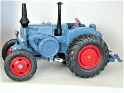 Siku 3466 Lanz Bulldog Classic Farm Tractor 1/32 Die-cast Brand-new MIB