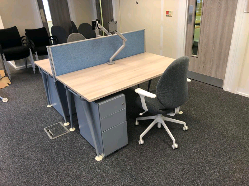 Office Desk Sale In Aldershot Hampshire Gumtree