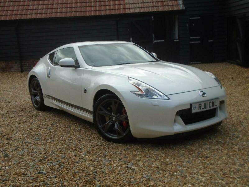 Nissan 370 gt