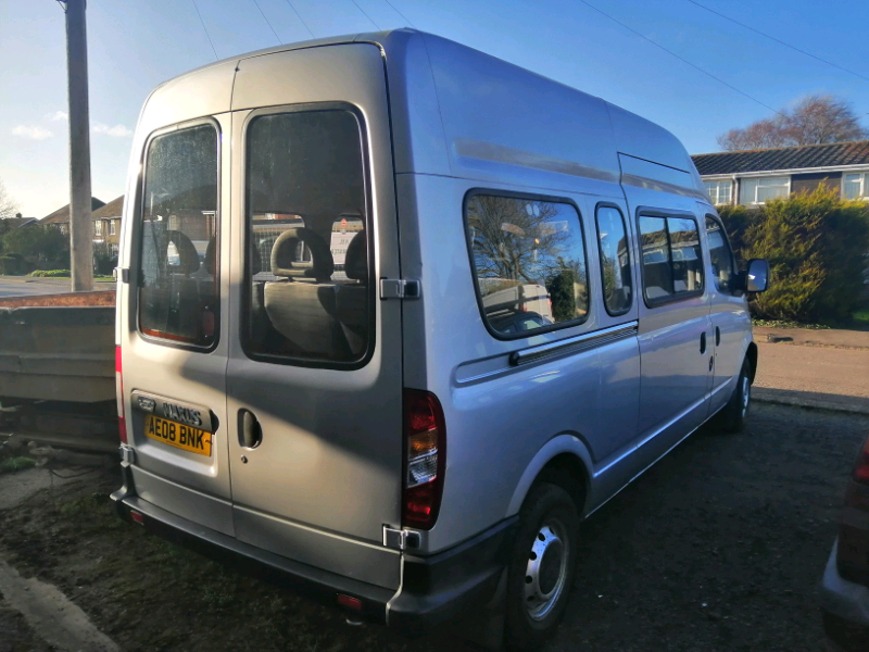 Автомобиль ldv maxus
