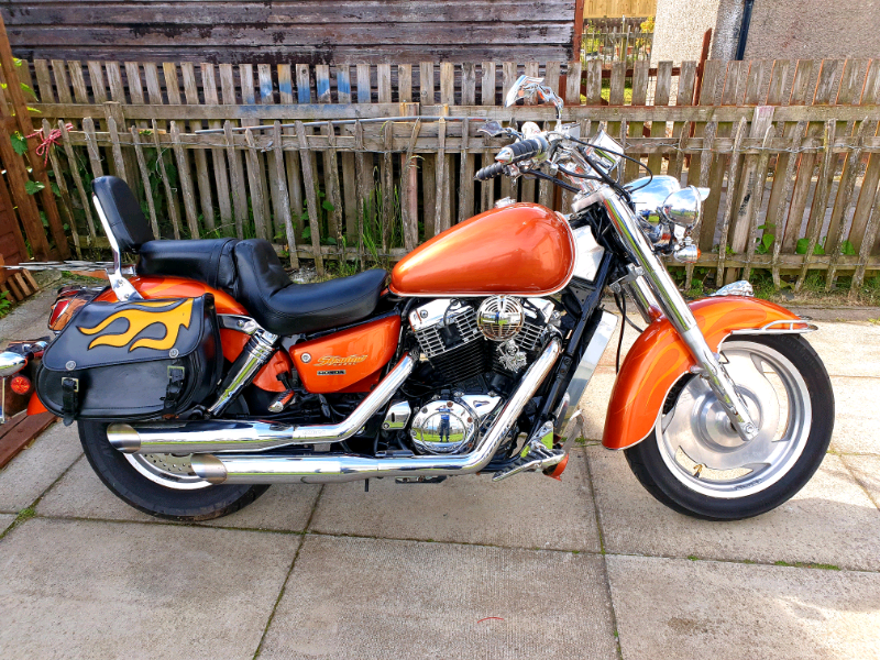 Honda vt1100 shadow sabre