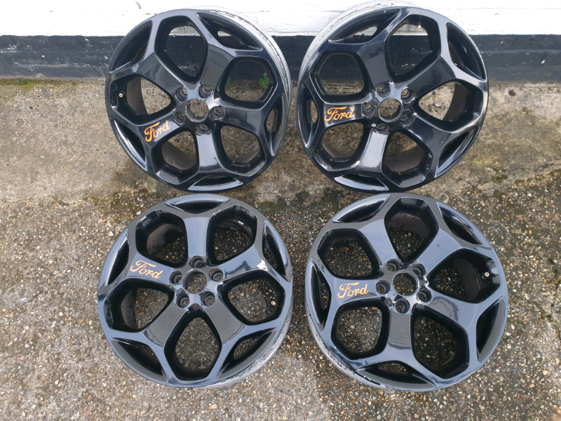 Ford Focus mk2 ST alloys in Milford, Surrey Gumtree