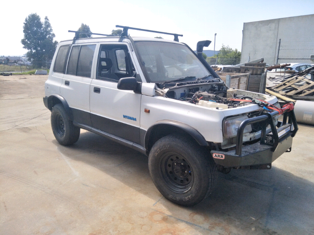 Suzuki vitara se416