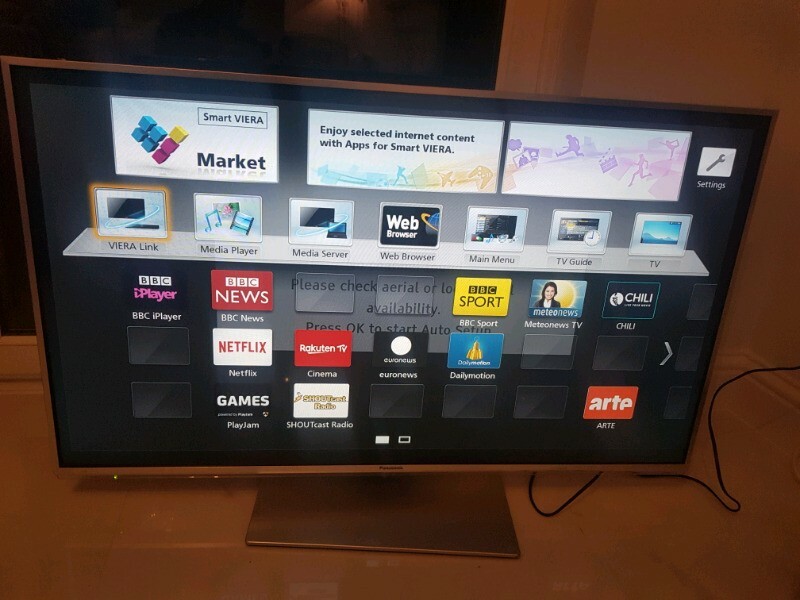 Panasonic 47" Smart VIERA LED 3D TV + stand + wall mount in Taplow