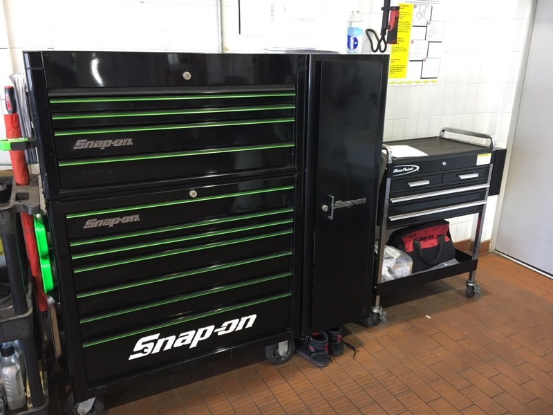 Snapon tool box, side cab & bluepoint trolley £1800 in Lydney