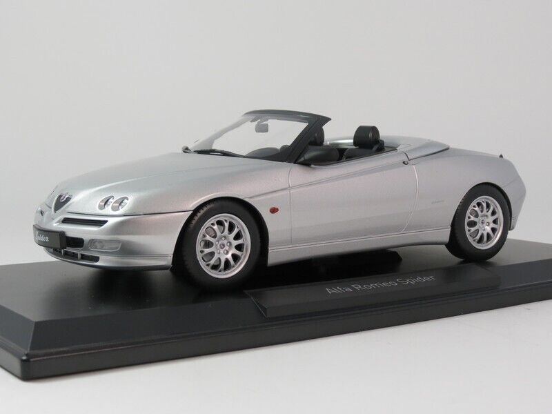 Norev Alfa Romeo 2000 Spider Red 1978 1/18 187880 | eBay Norev Alfa Romeo 2000 Spider Red 1978 1/18 187880 | eBay