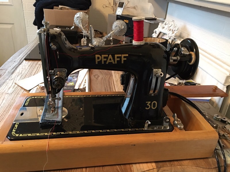 Pfaff 30 upholstery , leather heavy duty sewing machine in Norwich