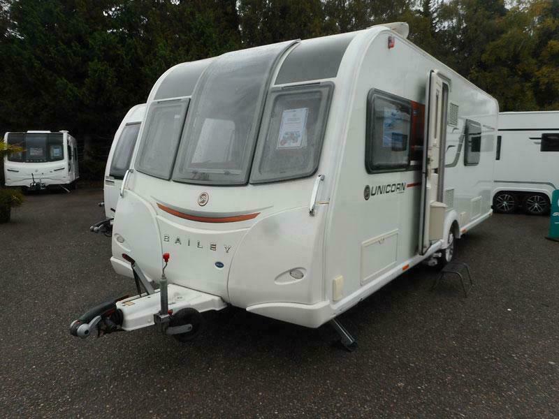2015 Bailey Unicorn Valencia 4 Berth touring Caravan in Winchester