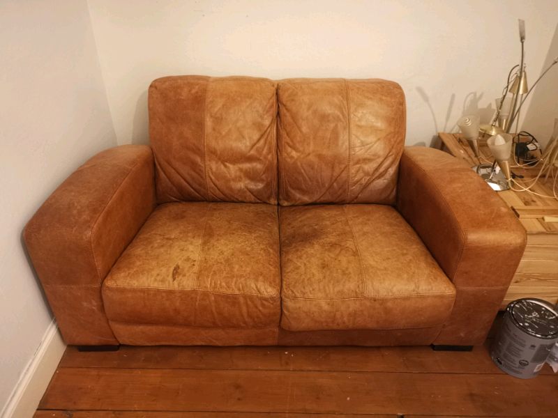 Leather sofa/couch in Kinghorn, Fife Gumtree