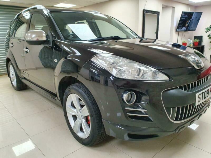 Черный peugeot 4007