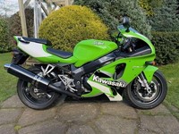 2001 Kawasaki XZ-7R P5 NINJA ZX750-P1 PETROL Manual