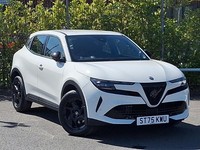 2025 Alfa Romeo Junior 1.2 Turbo Ibrida 5dr Auto [Technology pack] Hatchback Pet