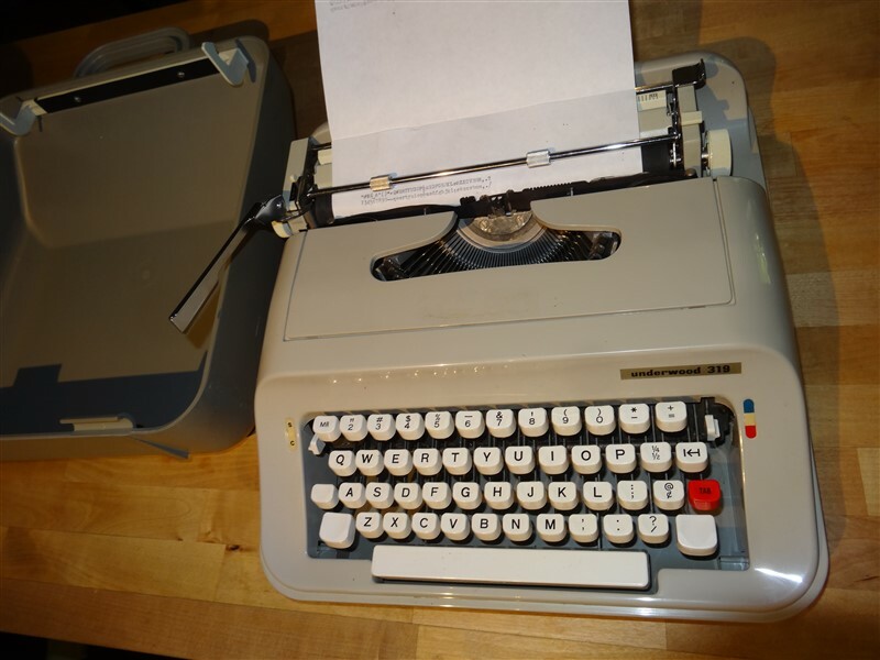 197X Underwood 319 on the Typewriter Database