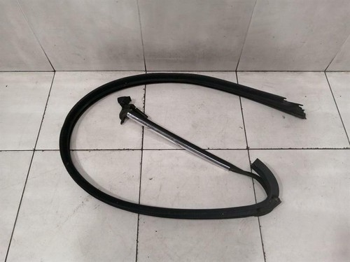 BENTLEY CONTINENTAL GT W12 Left Door Seal 3W8867367 Türdichtungen Links