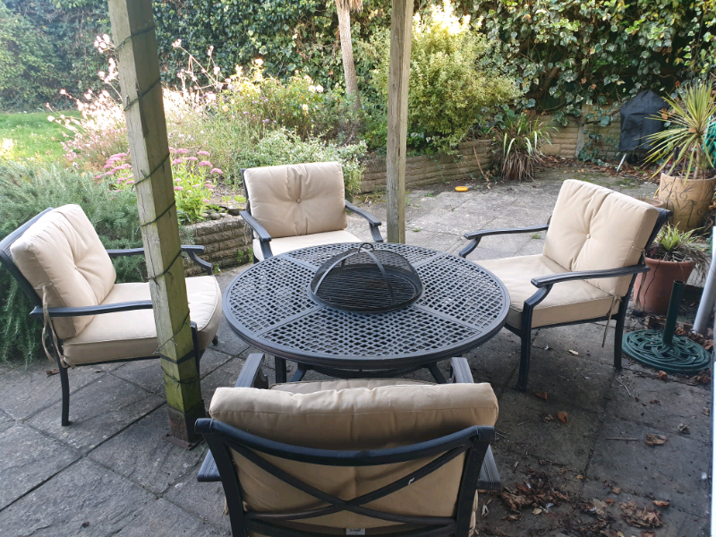Hartman Jamie Oliver Fire Pit Garden Coffee Table And Chairs In