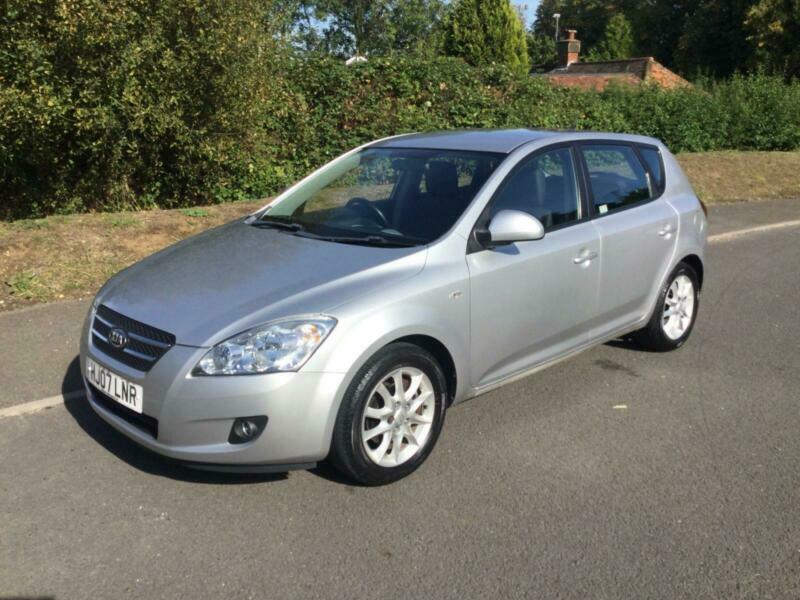 2007 Kia Ceed 1.6 LS 5dr Hatchback Petrol Manual in Chertsey, Surrey