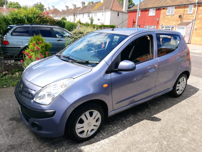 Nissan pixo 2010