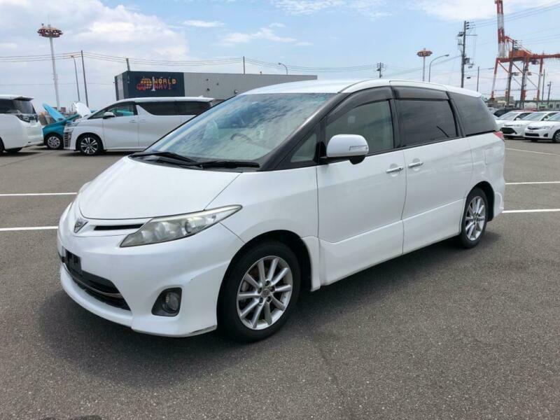 Toyota estima 2010