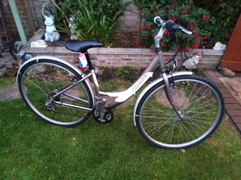 apollo virtue ladies bike