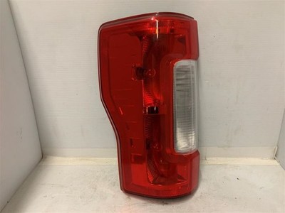 Driver Tail Light Incandescent Fits 17-19 FORD F250SD PICKUP 650059