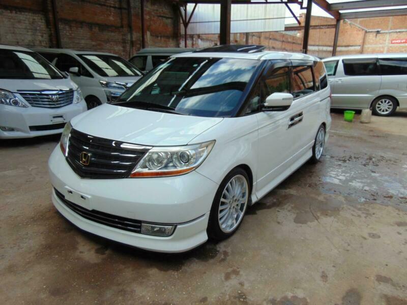 Honda elysion 2008
