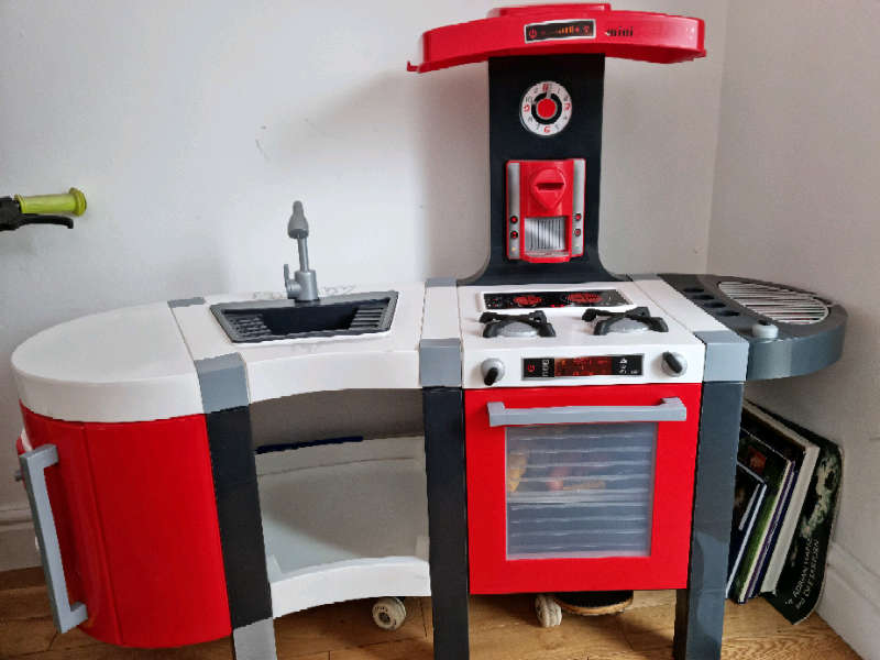 Smoby play kitchen in Knowle, Bristol Gumtree