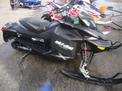 2011 Ski-Doo MX Z X 800R E-TEC BLACK