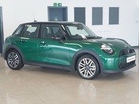 2025 MINI Cooper 1.5 C Classic 5dr Auto HATCHBACK PETROL Automatic