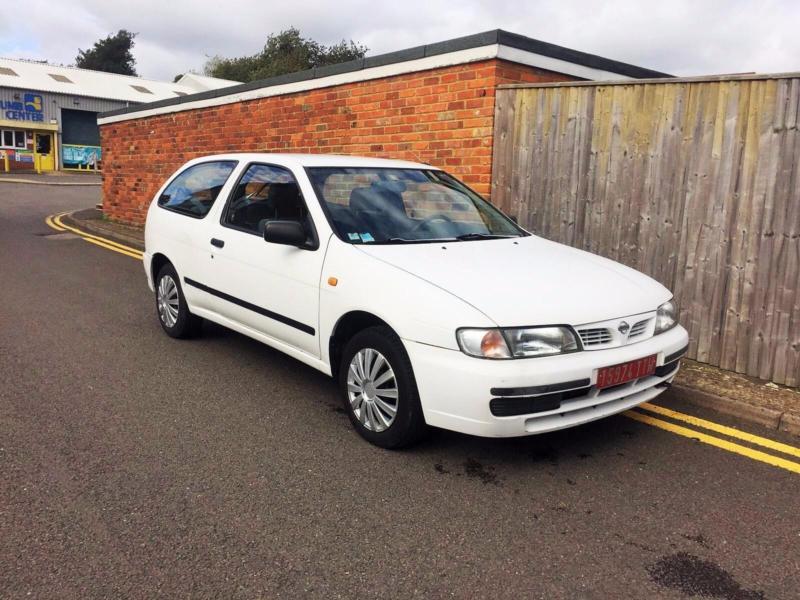 Nissan almera 1996