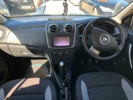2013 Dacia Sandero Stepway 1.5 dCi Laureate Hatchback 5dr Diesel Manual