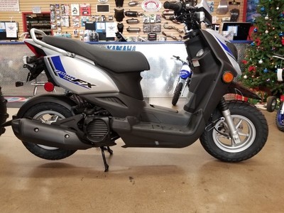 2018 Yamaha Zuma 50FX 10 Miles SILVER