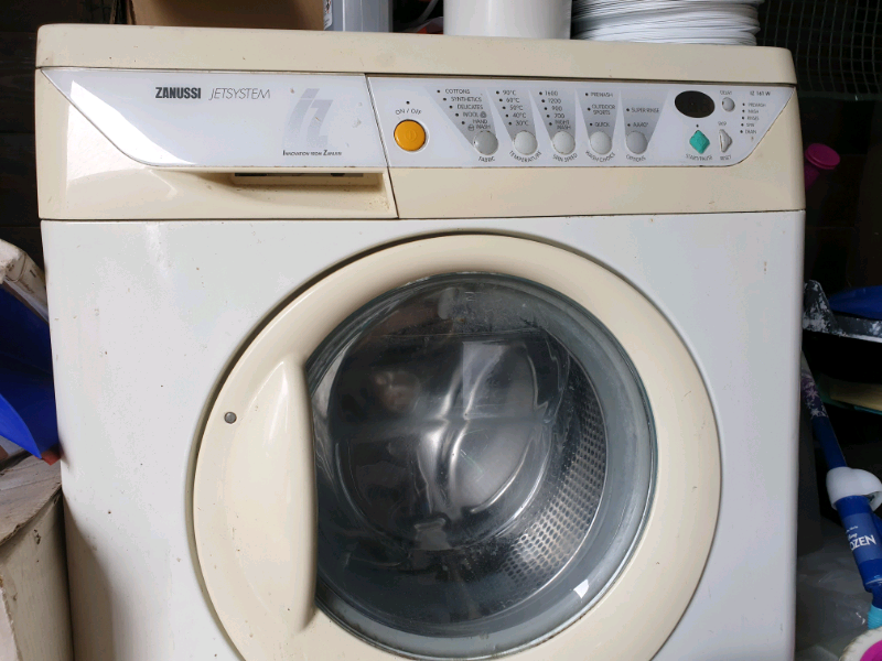 Washing machine for sale Zanussi jetsystem 1600 spin in Larkhall