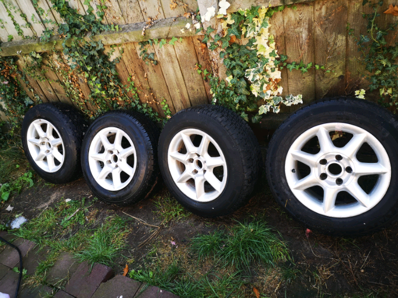 Vw t4 alloy wheels in Diss, Norfolk Gumtree