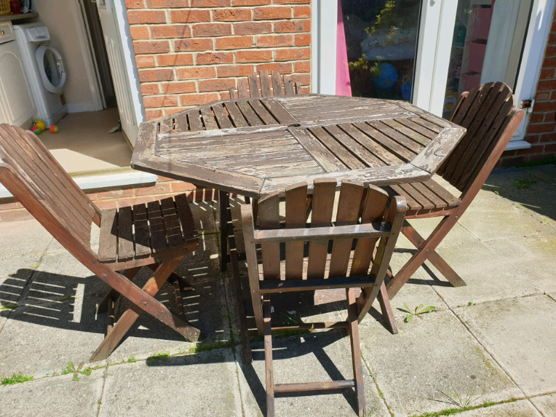 Garden table and 4 chairs | in Sunderland, Tyne and Wear | Gumtree