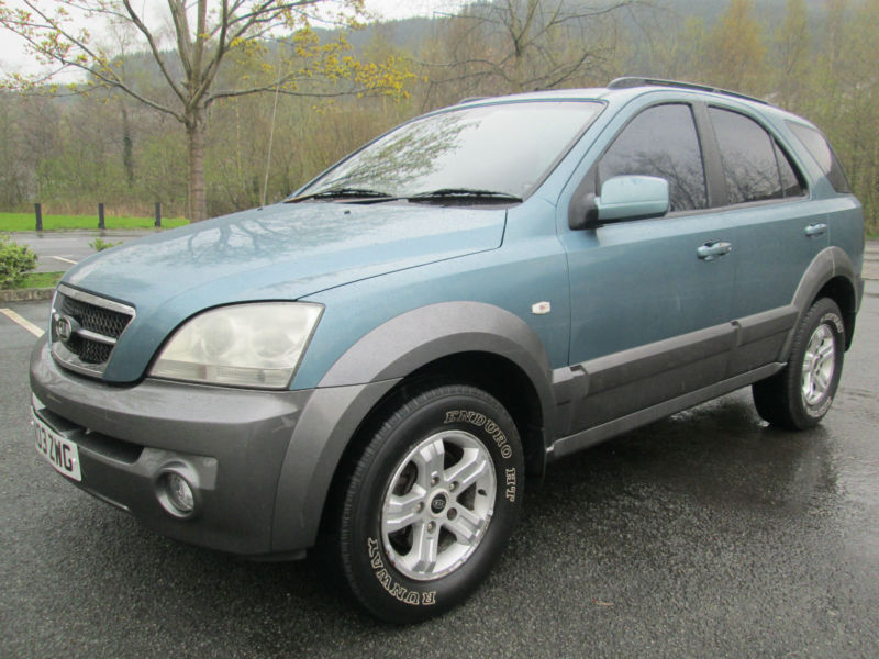 03/03 KIA SORENTO 2.5 CRDI XS IN MET BLUE/GREEN (SPARES OR REPAIR) in