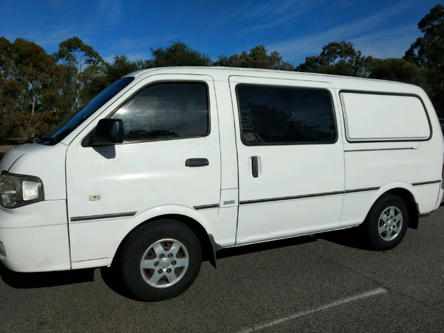 Kia pregio 2005
