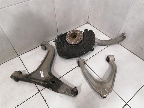MASERATI QUATTROPORTE VI M156 Left Front Hub 670039063 Radlagergehäuse Vorne Li