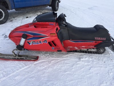 1996 Yamaha Vmax-4 800 snowmobile