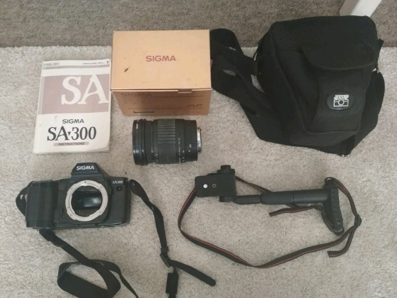 Sigma film camera with 28200mm lens plus accessories in Windsor, Berkshire Gumtree
