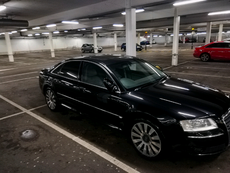 Audi a8 w12 quattro
