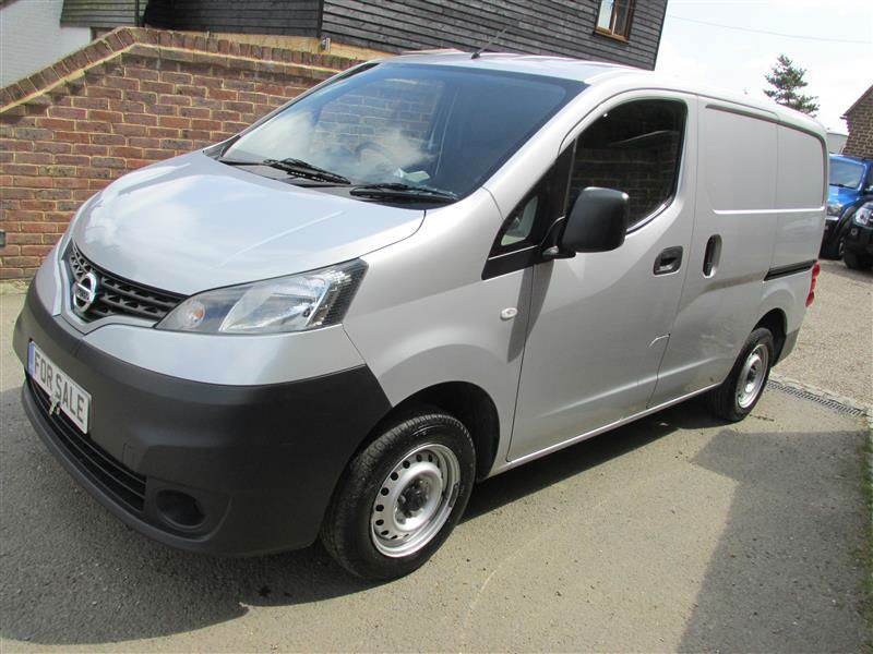 2011 (11) NISSAN NV200 1.5 DCI SE VAN, SILVER + FULL NISSAN HISTORY in Kingsnorth, Kent Gumtree