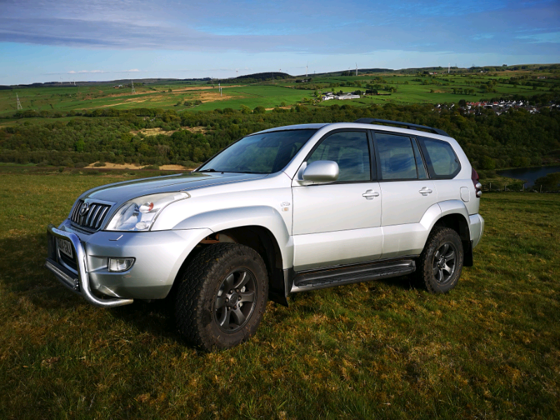 Toyota land cruiser 120
