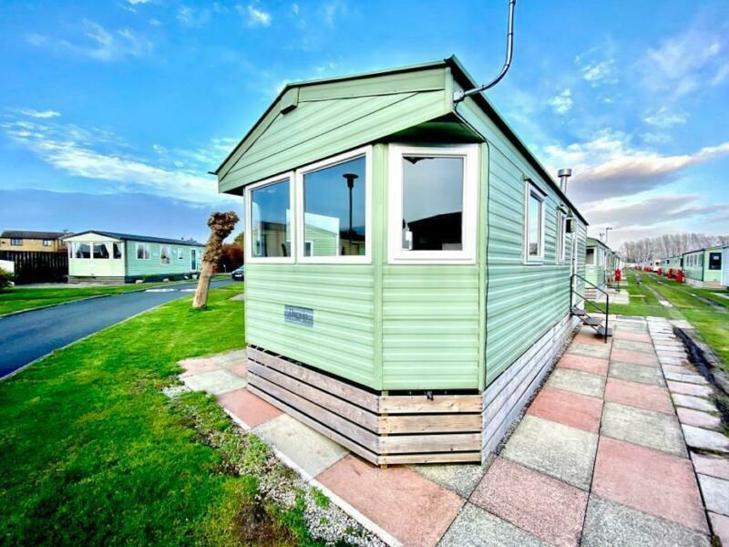 Cheap Static Caravan for Sale Morecambe, North West, beach, pool, 12