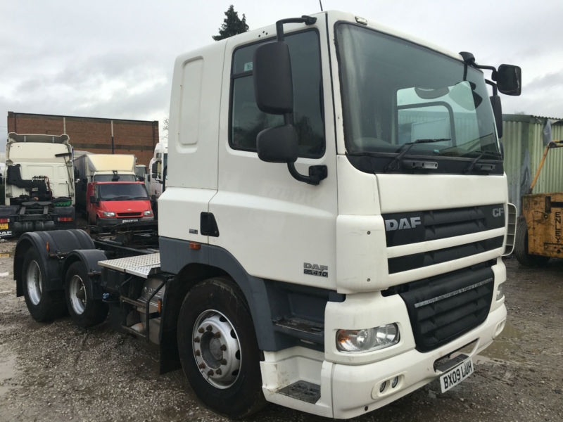 DAF TRUCKS CF 85 . 410 6x2 Midlift low sleeper cab tractor unit in