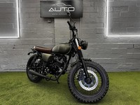 Mutt Hilts 125 Matt Green  125 Manual  Petrol Other Petrol Manual