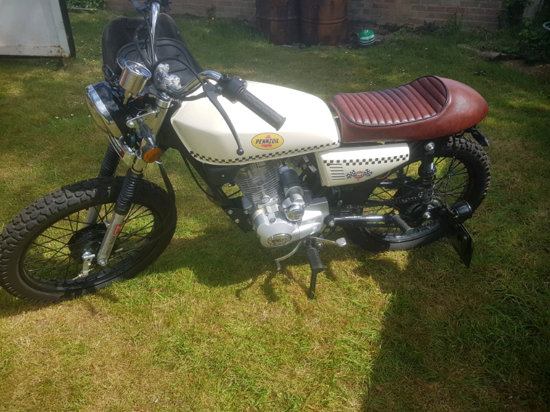 Honda bros scrambler
